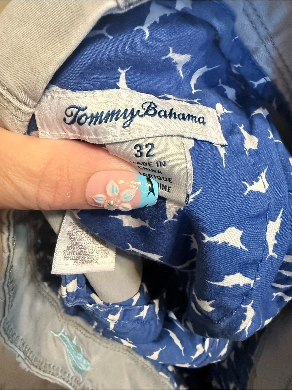 Tommy Bahama casual cargo